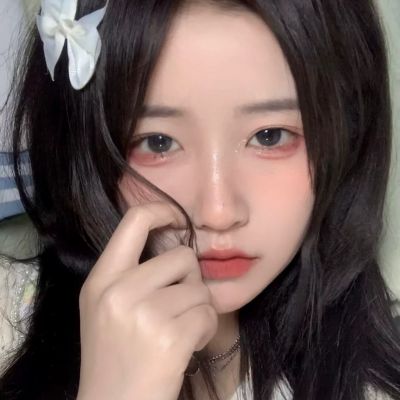 林鲸落/女生真人头像/学业至上.