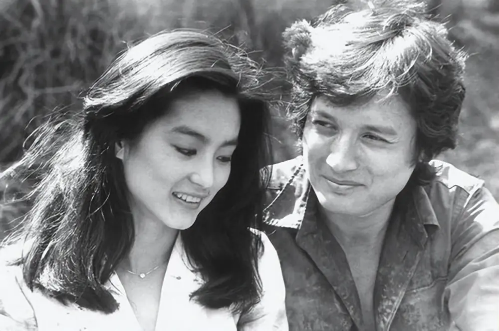 "消失"3年,77岁秦汉近况:须发皆白,错过林青霞后一直未婚_腾讯新闻