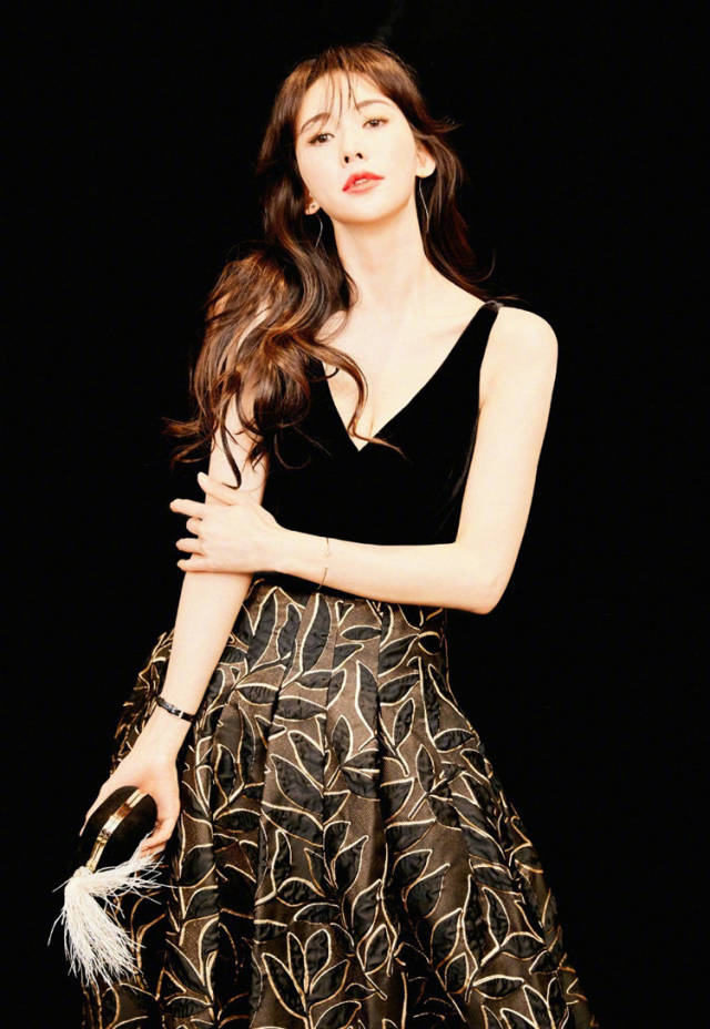 投身公益10年有余,林志玲终获封第一慈善名模!