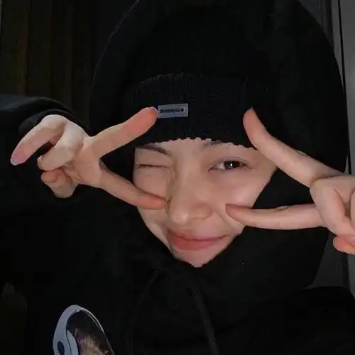 分享一些适合当wx头像的申留真自拍or他拍亲测好用