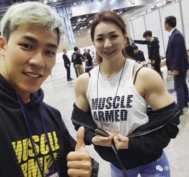 最后跟一姐近距离欣赏一下 julia的魔鬼脸庞 池妍玉 在亚洲人里 韩国