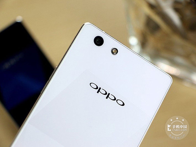 白色oppo r1c(电信4g)手机机身细节图片大图_oppor8205图片_手机中国