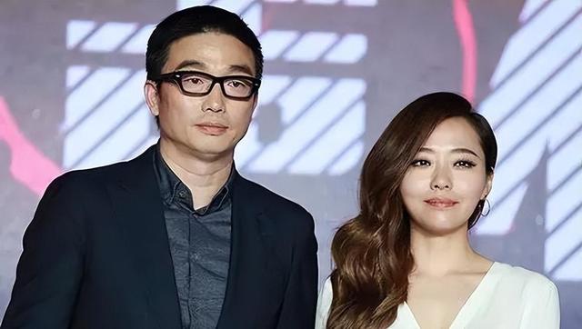 张靓颖与冯轲相爱15年,却被骗走6亿家产,离婚5年后二人天差地别