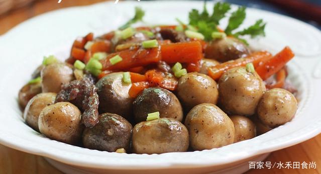 黑椒草菇炒牛肉