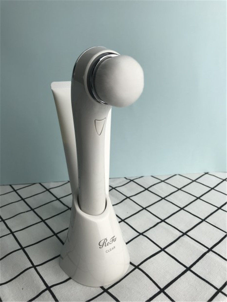 评测refa洁面仪有效清除毛孔污垢