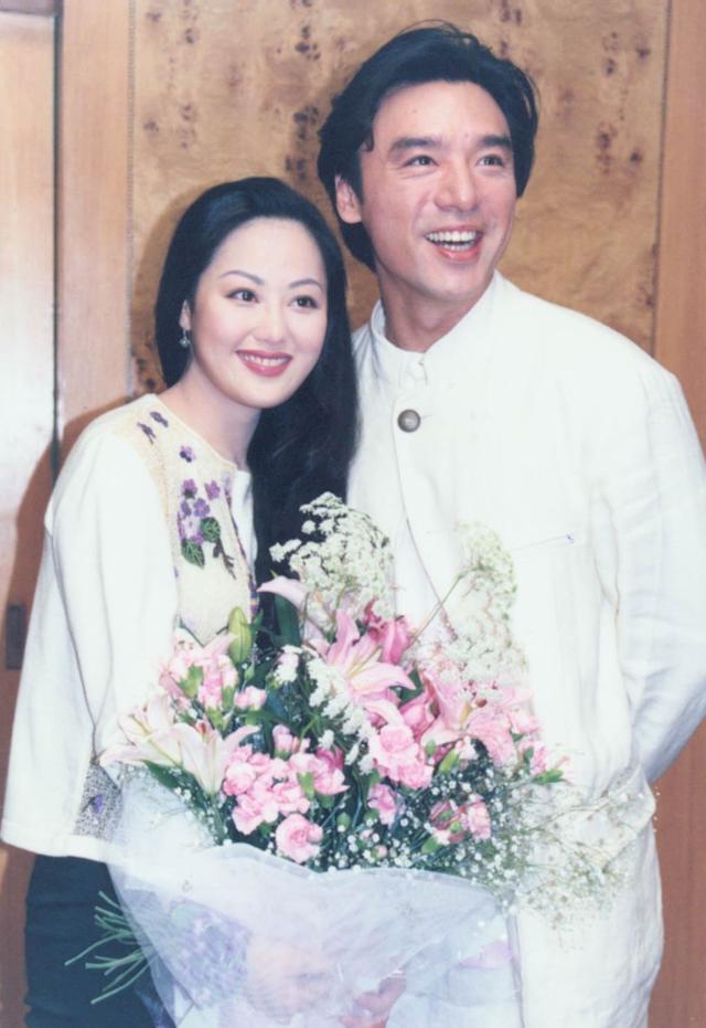 前小姨子告二婚妻虐待孩子,女儿却力挺继母,68岁钟镇涛重生记