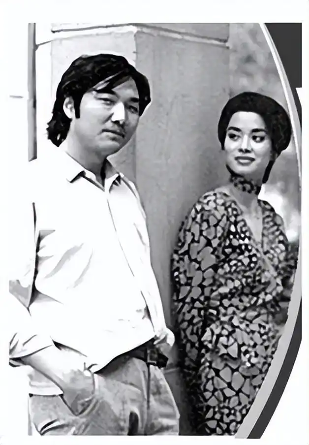 回顾著名歌手毛阿敏40岁高龄产子58岁丈夫离世留260亿遗产