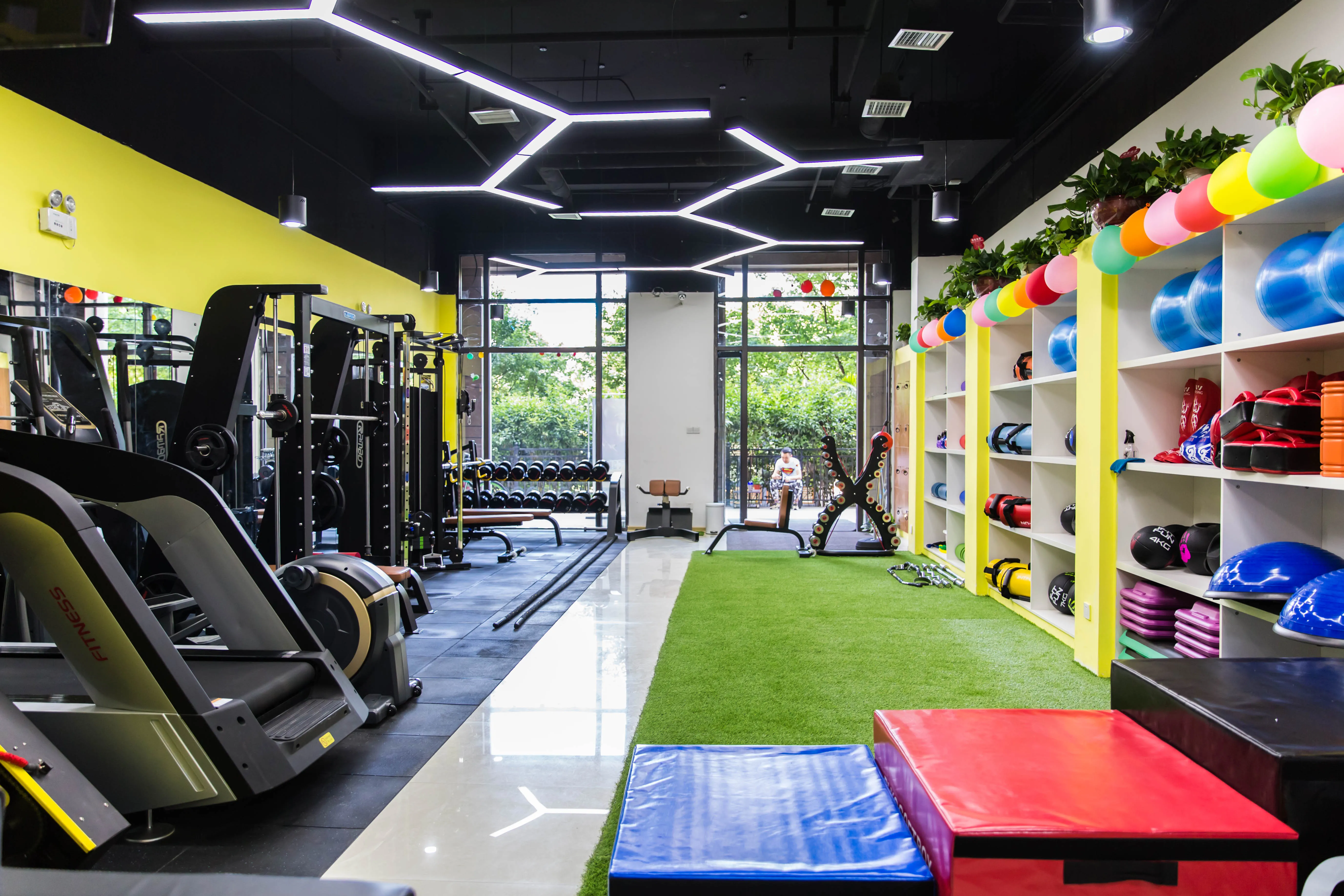 u 型动力健身工作室