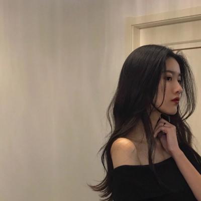 适合30岁女人用的微信头像时间把记忆冲淡