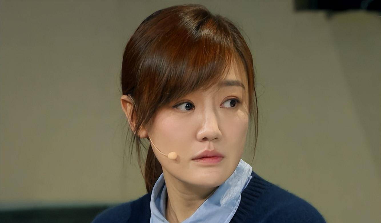 薛佳凝:分手14年后胡歌娶妻生子,而她选择出家,背后心酸无人知