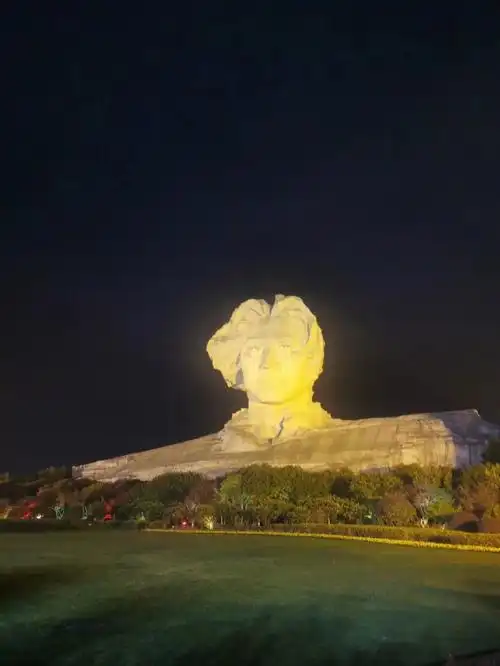 不得不说橘子洲的夜景是真好看