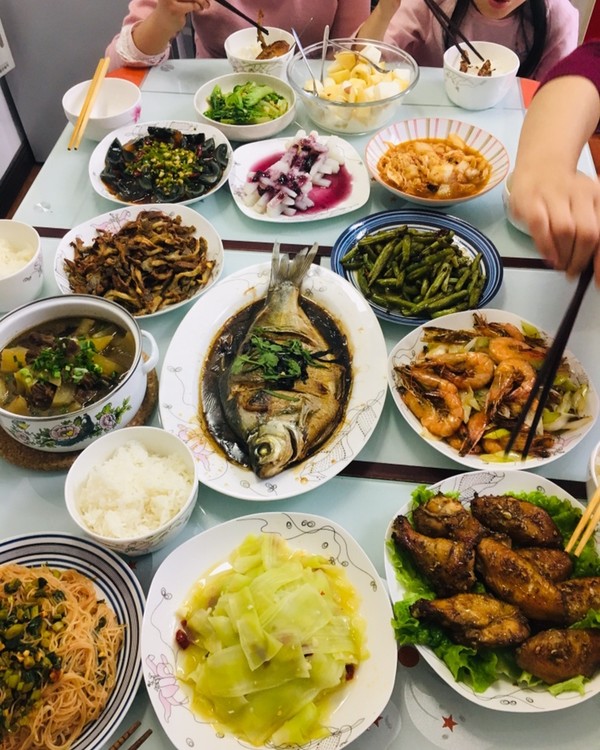 猫猫爱上菜做的晚餐2018年11月25日