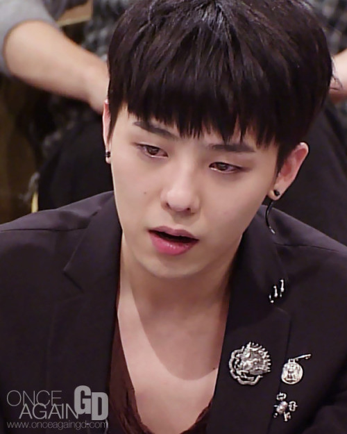 如图,权志龙这个发型是西瓜头吗?