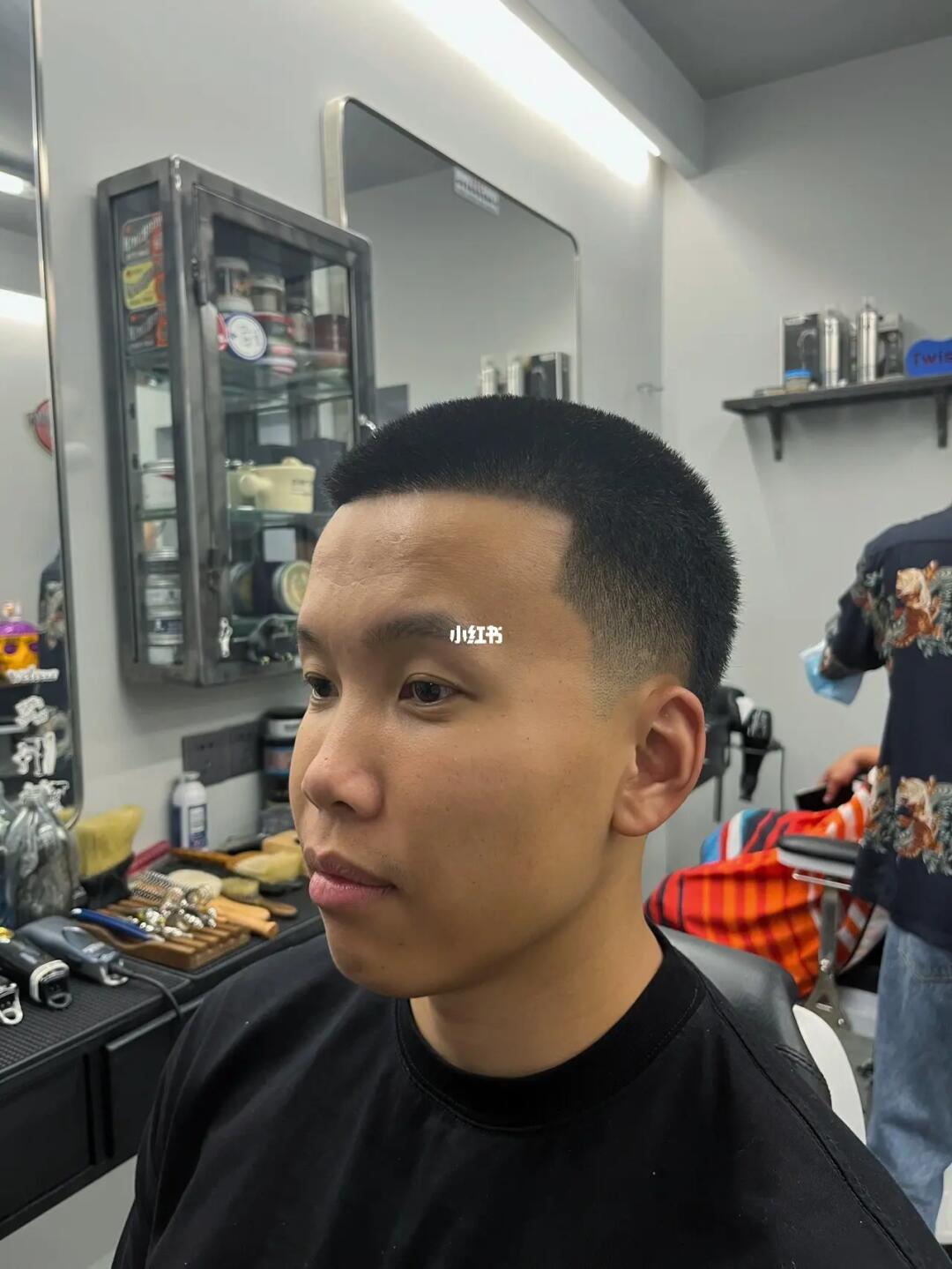 taperfade黑人寸头