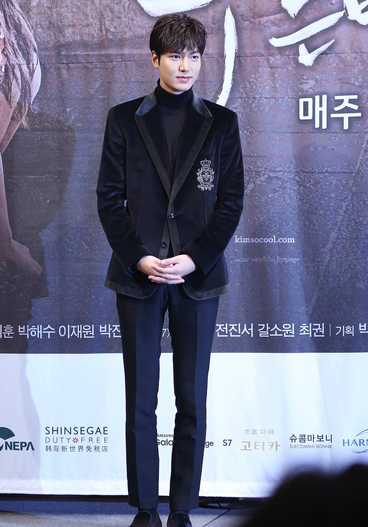 永远的男神李敏镐的西装也是男神风格!真的不愧是男神榜no.1!