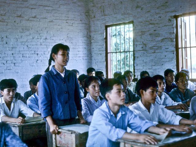 老照片:七十年代广州花都的校园生活