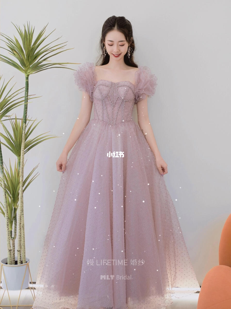 梦幻的淡紫色礼服是你钟意的那款敬酒服吗