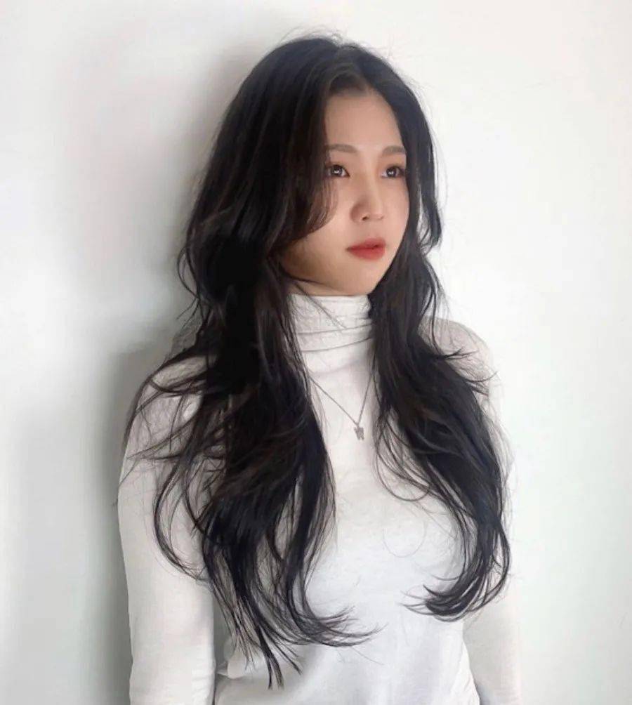 高层次卷发 轻盈飘逸浪漫又温柔!_发型