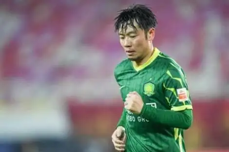 国足新人是里皮都不敢用的左后卫,伊万看走眼?二期名单浮出水面