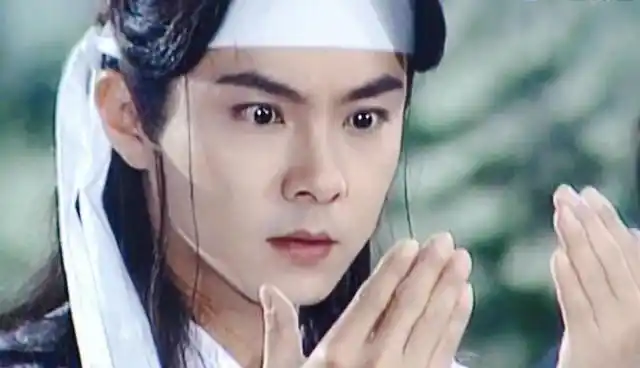 演员张卫健和妻子相爱27年至今无子宠妻如此的他现在怎样了