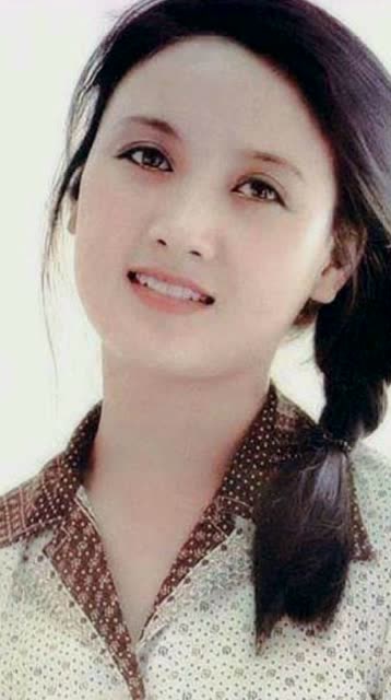 邓婕说她年轻时美如画开始不信看完后真的震惊了,当年的她太惊艳了!