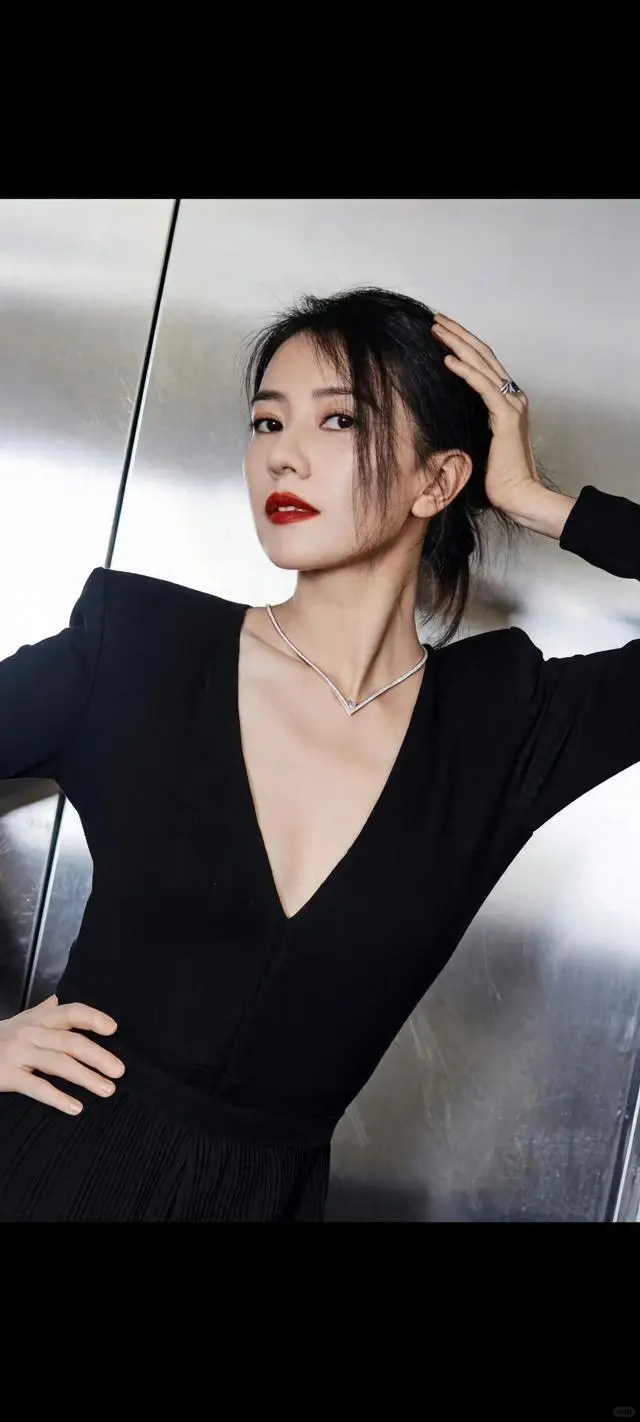 高圆圆高清性感写真来啦.