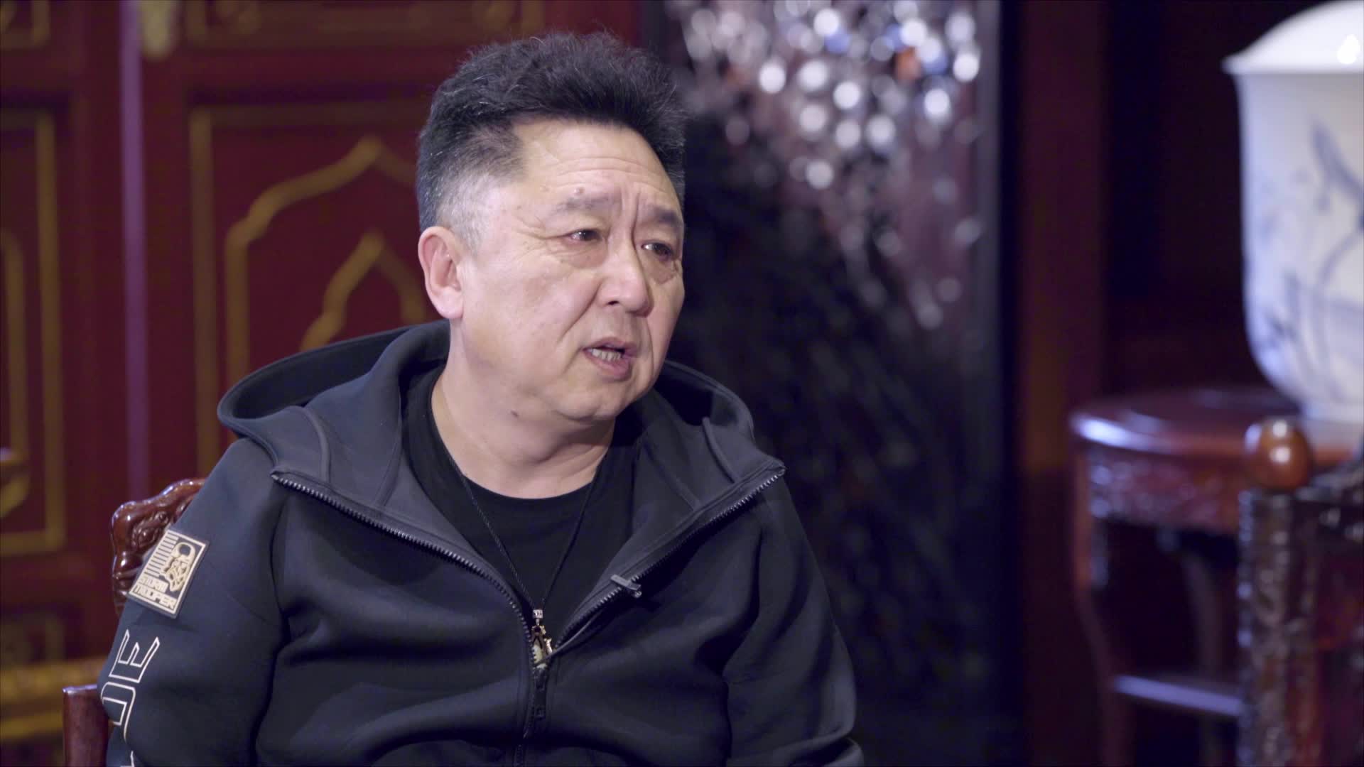 于谦回应郭德纲是非缠身一路坎坷势必嫉恶如仇