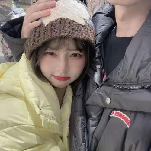 真人好看情侣头像一对两张原谅我优柔寡断心成患