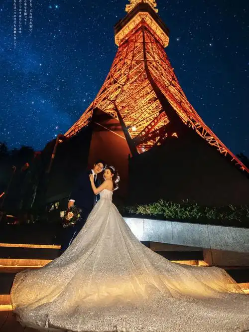 日本婚纱照东京塔的夜景樱花最佳搭配