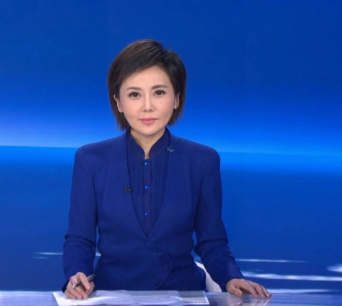 央视"台花"柴璐 43岁仍独身一人 单身生活惹网友羡慕