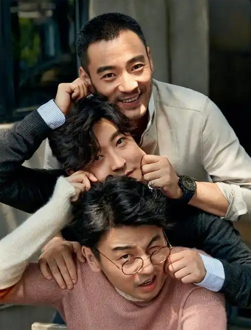 雷佳音郭京飞李光洁关系为什么好他们三个叫什么组合