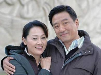 回顾演员王姬:爱丈夫爱子女,照顾残疾智障儿子28年,却愧对母亲