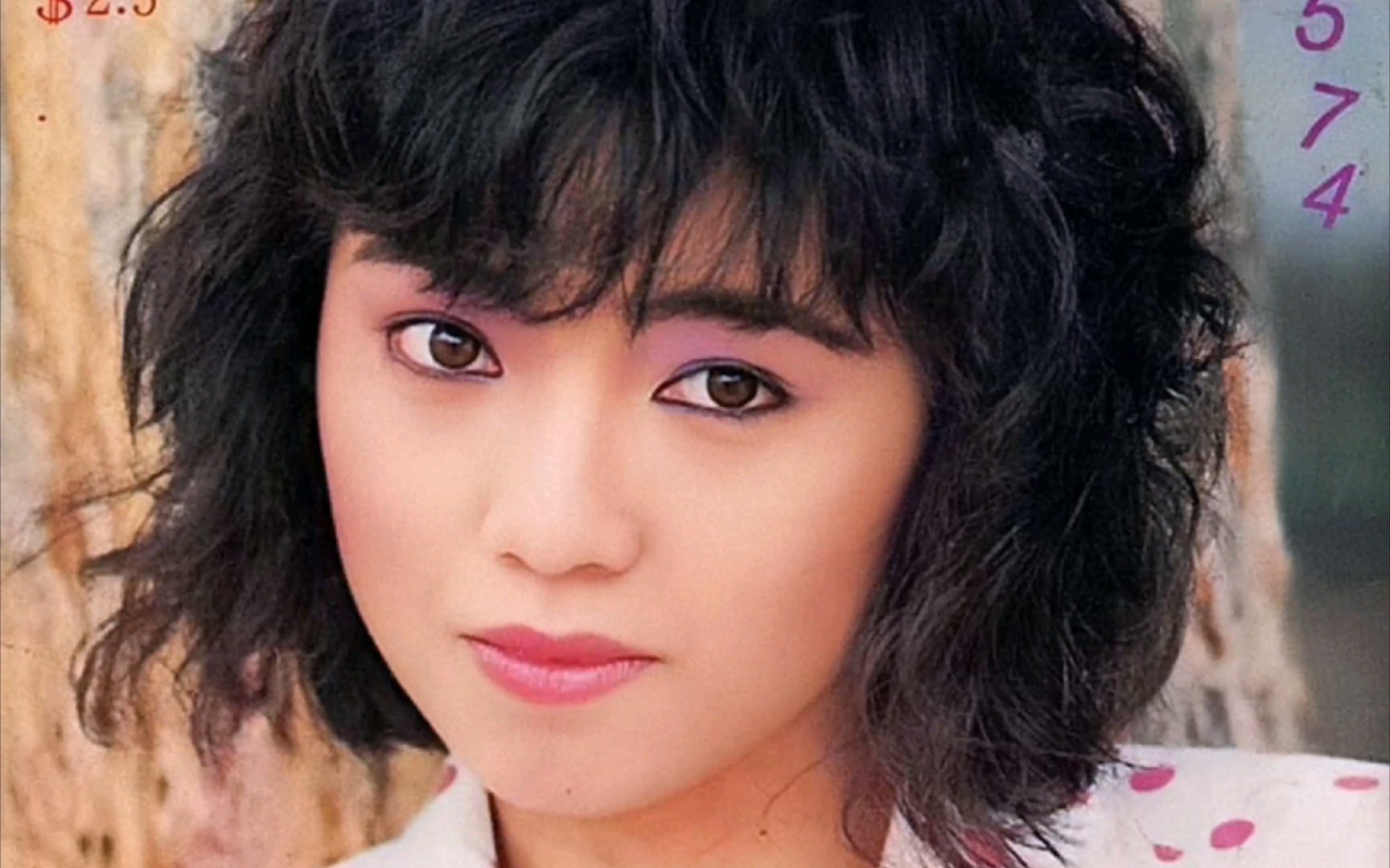 【邓萃雯 雯女】年轻时候的雯女也太好看了吧 满满的胶原蛋白_哔哩