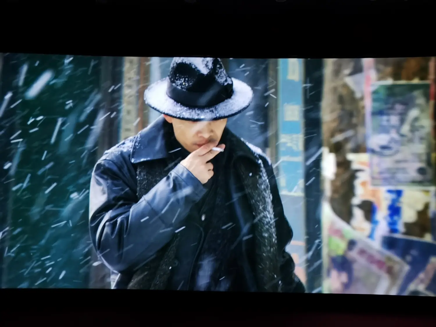 霜天晓角悬崖之上