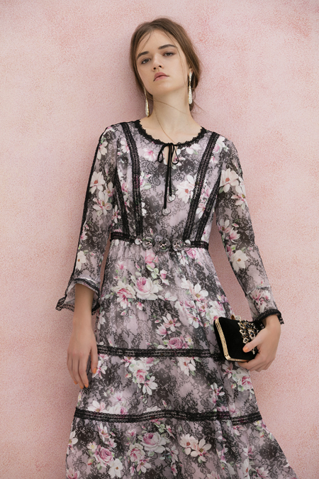 类型:女装样品图片 品牌特色   pink&mary粉红玛丽女装秉承"立足长远