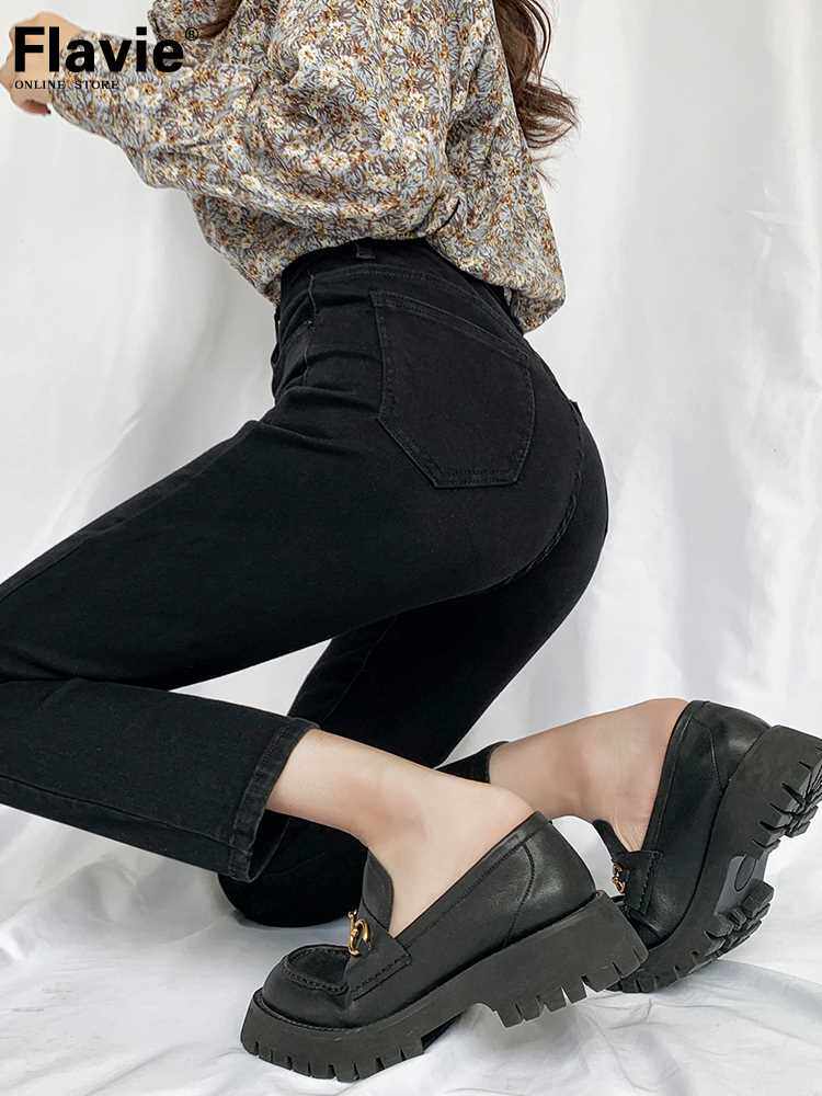 高腰黑色直筒牛仔裤女加绒加厚外穿春秋冬季梨形身材显瘦烟管裤子