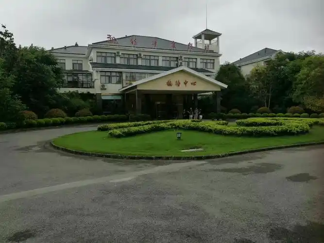 艳阳度假度假村风采照片:崇明岛龙群度假村