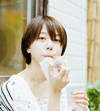 女学生发型女短发,适合小学生的短发型女(尽情演绎属于自己的清纯美好