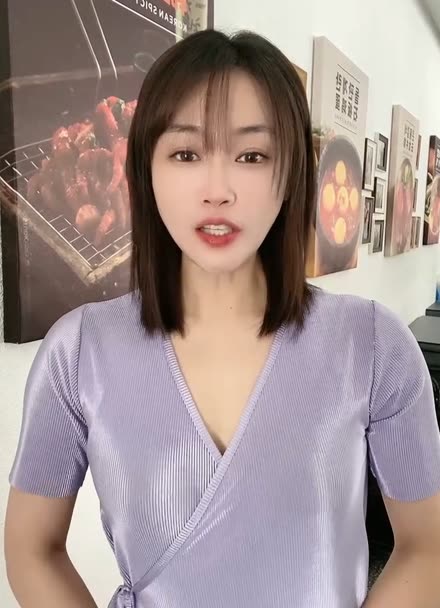 演员贾舒涵祝山东乐陵星锐影视城建工大吉