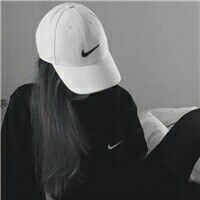 霸气但又不露脸的女生头像 第一次发表不好看,请不要介意哦 请点上一