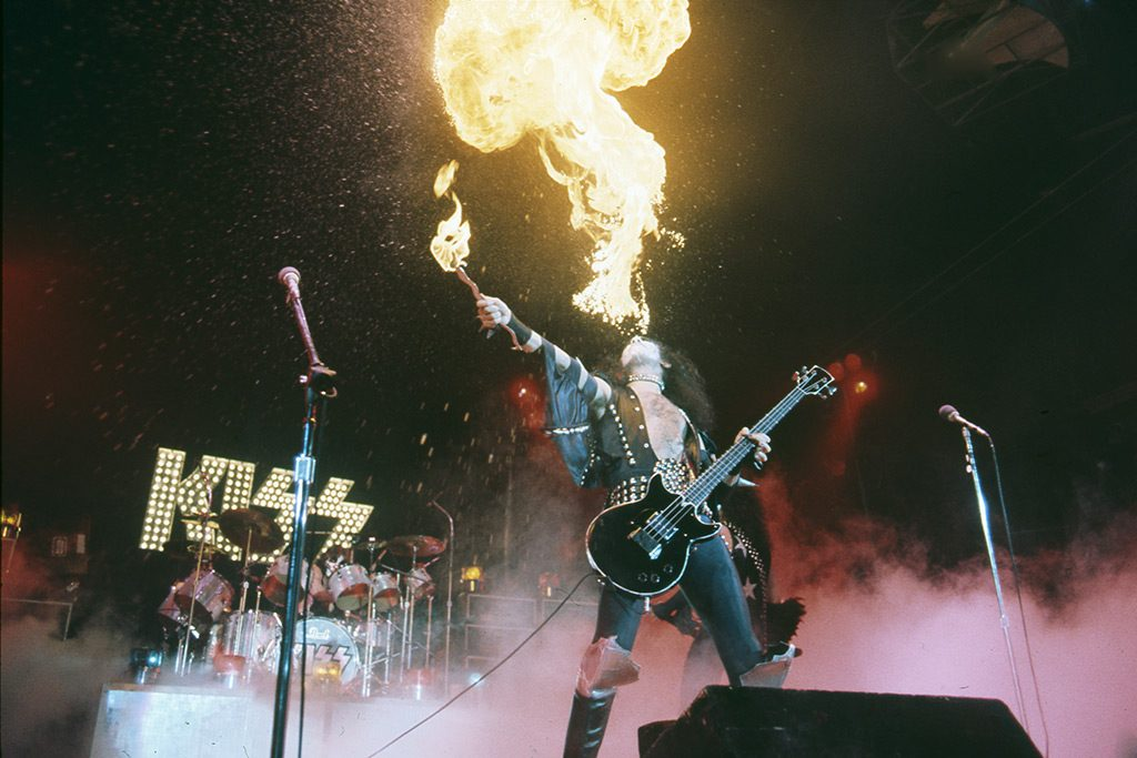 我一只东德的金属乐队怎么就成了中国的网红乐队