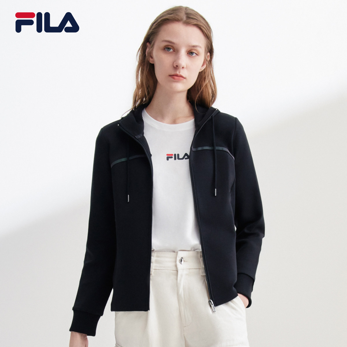 fila斐乐女子运动外套2021春秋秋季新款连帽运动茄克