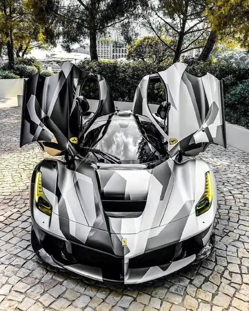 法拉利拉法07迷彩涂装