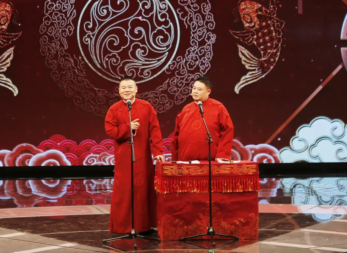 如今的德云社发展可以说是越来越多元,小剧场,商演和综艺节目都有