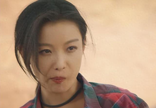 在电视剧中出现几场吃饭戏,倪妮总是表现得太夸张了,让人感觉很做作.