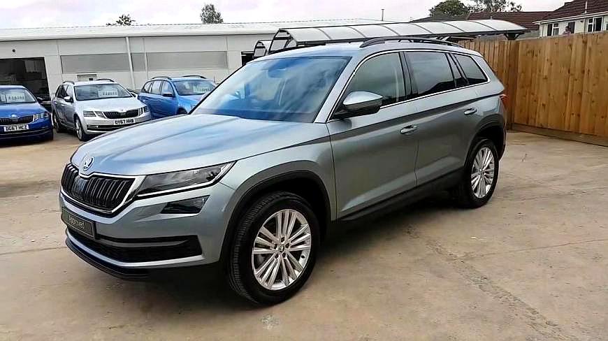 皮卡之王-橙色柯迪亚克六门改装皮卡_百度视频搜索