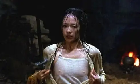 女明星的喷血浴照,谁最撩人?