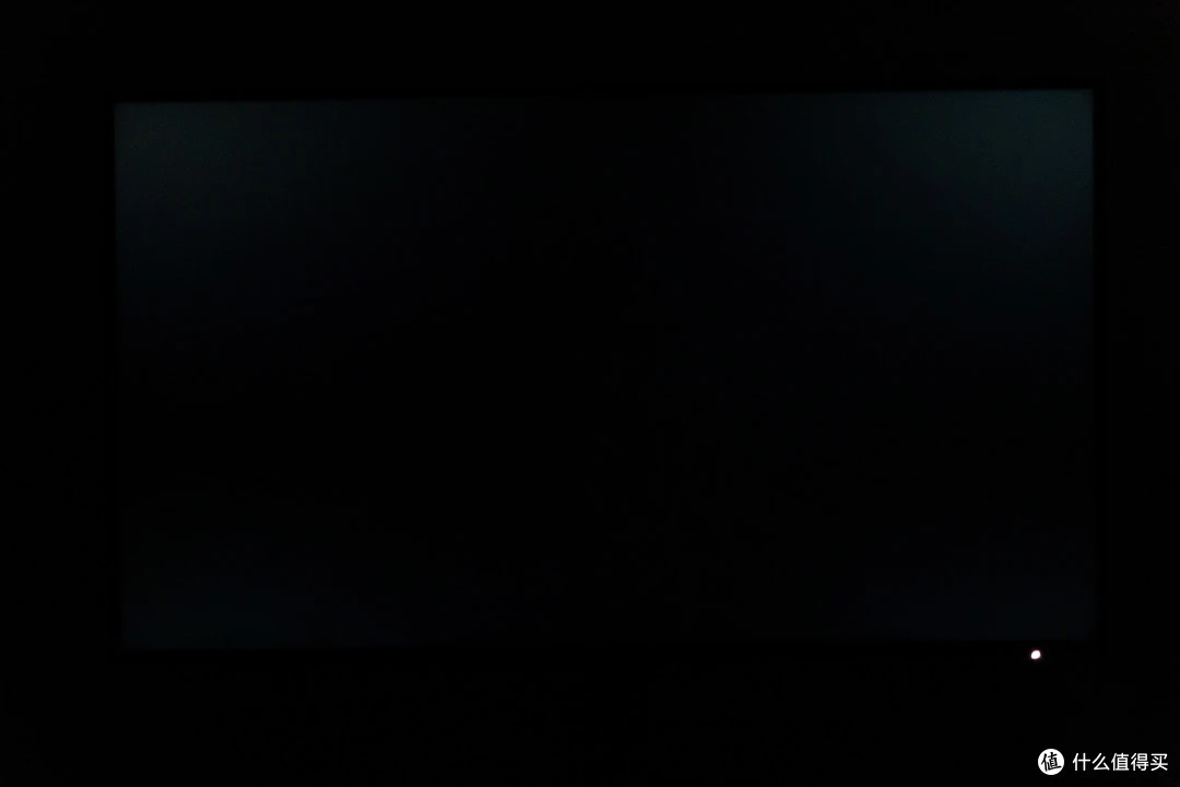 漏光ips通病不多提了,不过正常使用情况下纯黑确实不多,其他情况完全