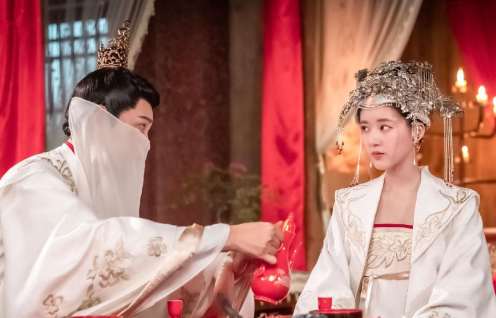 陈芊芊2即将来临原班人马遭大换血候选人是默契搭档