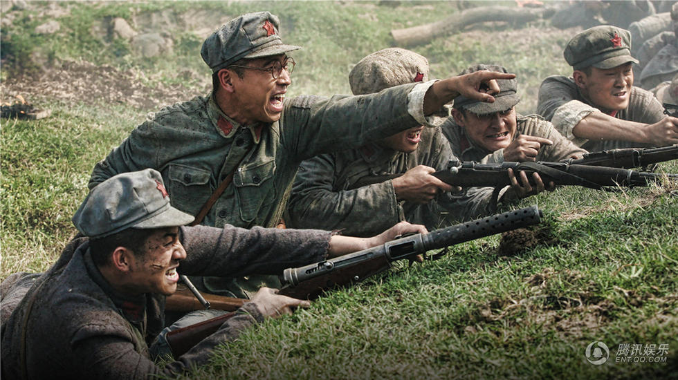 《十送红军》热播 王雷李小萌重走长征路